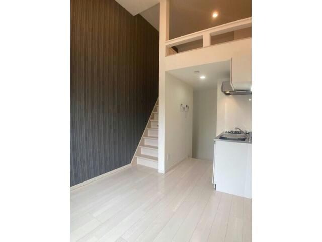  名古屋市営地下鉄名城線/名城公園駅 徒歩6分 1-2階 築10年