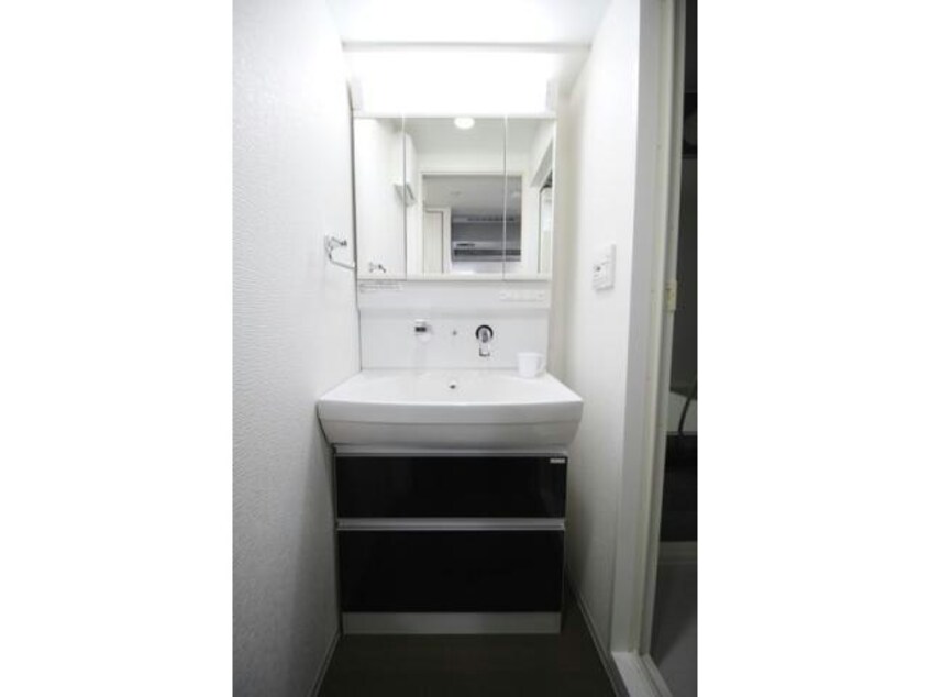  名古屋市営地下鉄桜通線/丸の内駅 徒歩1分 10階 築6年