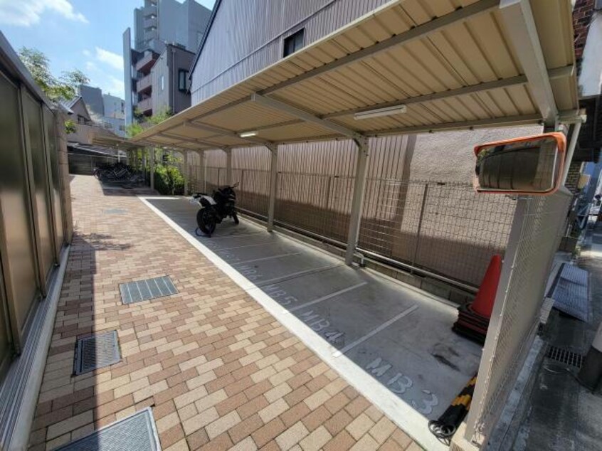  名古屋市営地下鉄鶴舞線/鶴舞駅 徒歩9分 13階 築5年