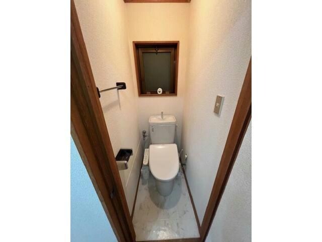  名古屋市営地下鉄東山線/新栄町駅 徒歩6分 2階 築41年