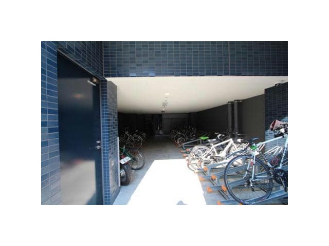  名古屋市営地下鉄東山線/新栄町駅 徒歩8分 8階 築6年