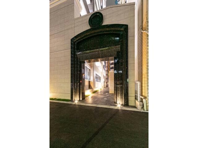  名古屋市営地下鉄鶴舞線/鶴舞駅 徒歩9分 1階 築6年