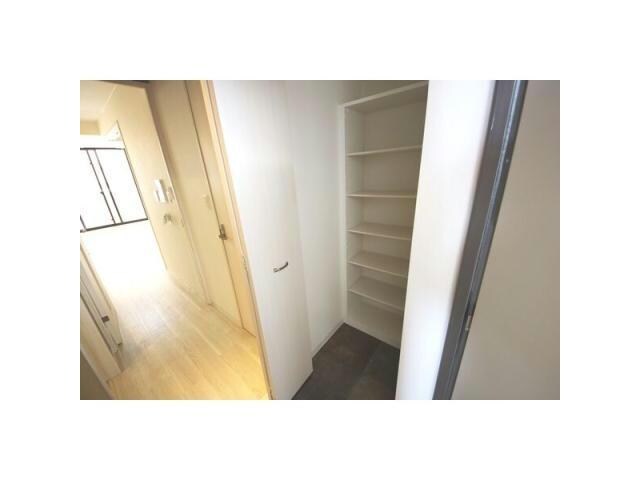  名古屋市営地下鉄鶴舞線/鶴舞駅 徒歩9分 8階 築6年