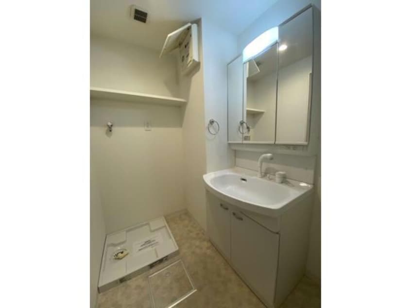  名古屋市営地下鉄鶴舞線/鶴舞駅 徒歩9分 3階 築6年