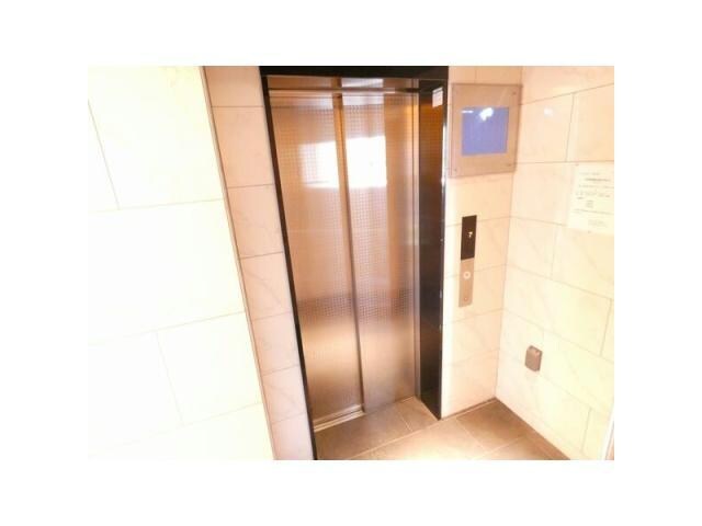  名古屋市営地下鉄東山線/新栄町駅 徒歩5分 4階 築5年