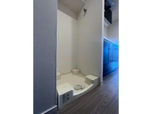  名古屋市営地下鉄東山線/新栄町駅 徒歩5分 11階 築5年