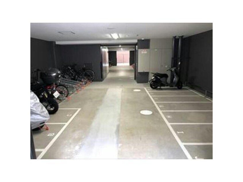  名古屋市営地下鉄名城線/久屋大通駅 徒歩5分 14階 築5年