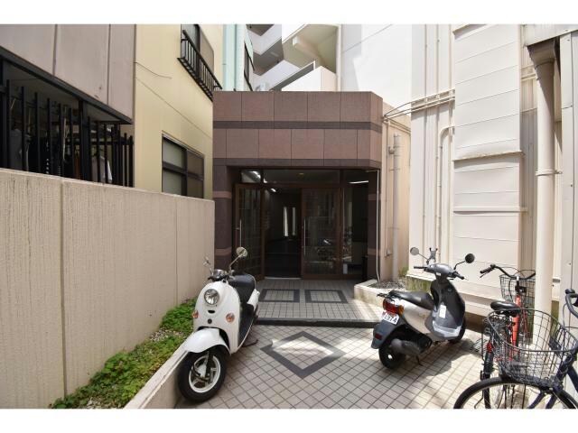  名古屋市営地下鉄東山線/新栄町駅 徒歩6分 5階 築37年