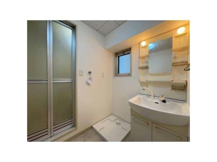  名古屋市営地下鉄東山線/新栄町駅 徒歩6分 5階 築37年