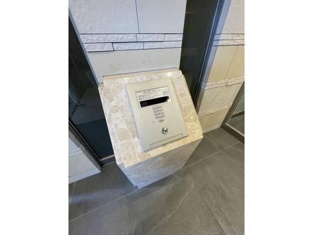  名古屋市営地下鉄東山線/新栄町駅 徒歩9分 2階 築4年