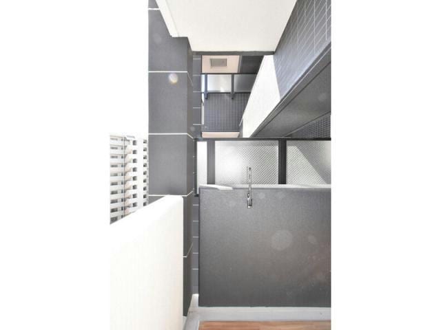  名古屋市営地下鉄東山線/新栄町駅 徒歩9分 2階 築4年