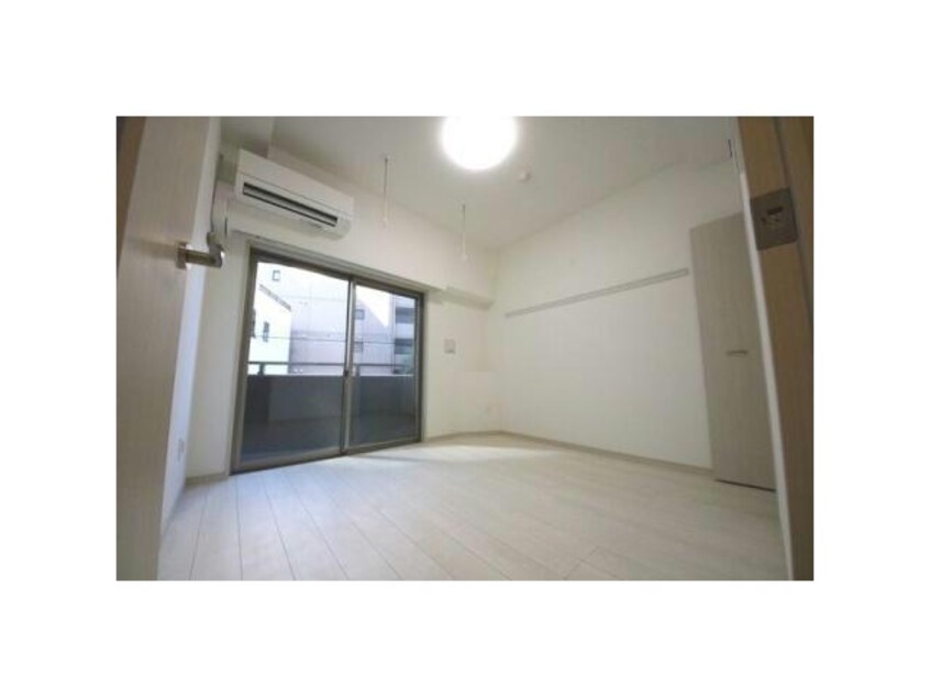  名古屋市営地下鉄東山線/新栄町駅 徒歩10分 10階 築4年