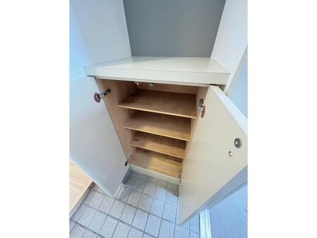  名古屋市営地下鉄東山線/新栄町駅 徒歩4分 4階 築36年