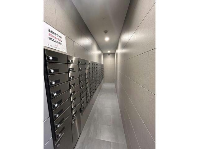  名古屋市営地下鉄東山線/新栄町駅 徒歩2分 13階 築4年