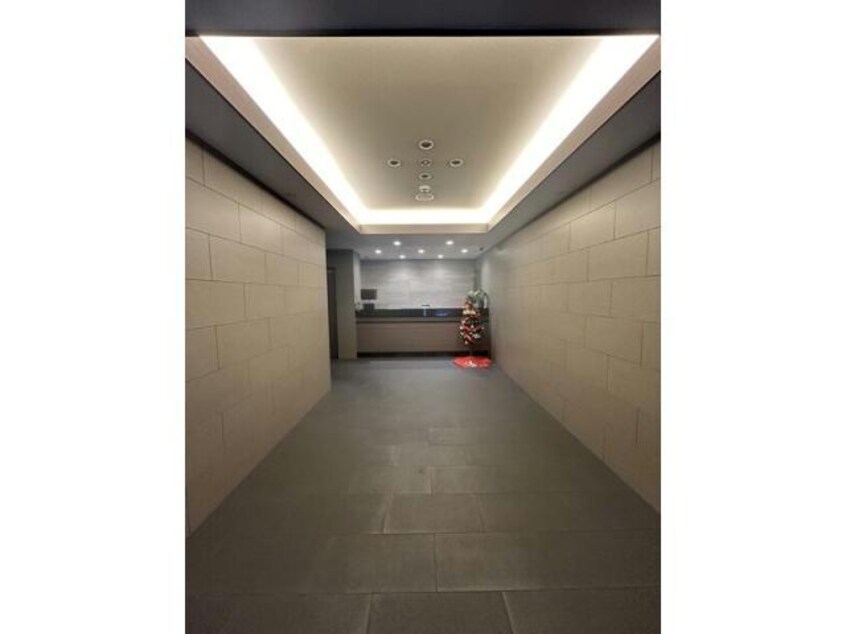  名古屋市営地下鉄東山線/新栄町駅 徒歩2分 13階 築4年