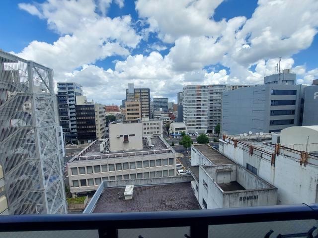  名古屋市営地下鉄東山線/新栄町駅 徒歩3分 8階 築3年