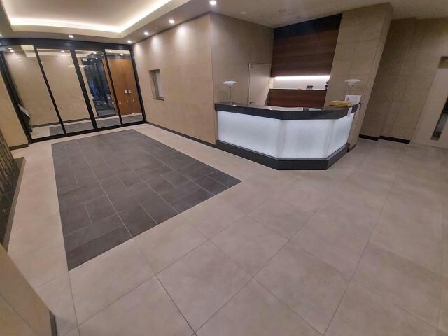  名古屋市営地下鉄東山線/栄駅 徒歩5分 12階 築4年