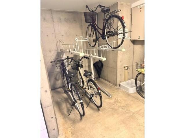  名古屋市営地下鉄桜通線/高岳駅 徒歩3分 3階 築16年