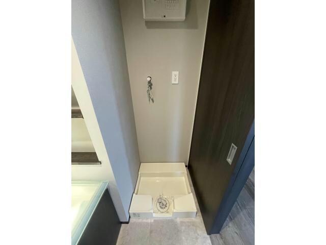  名古屋市営地下鉄東山線/新栄町駅 徒歩6分 8階 築3年