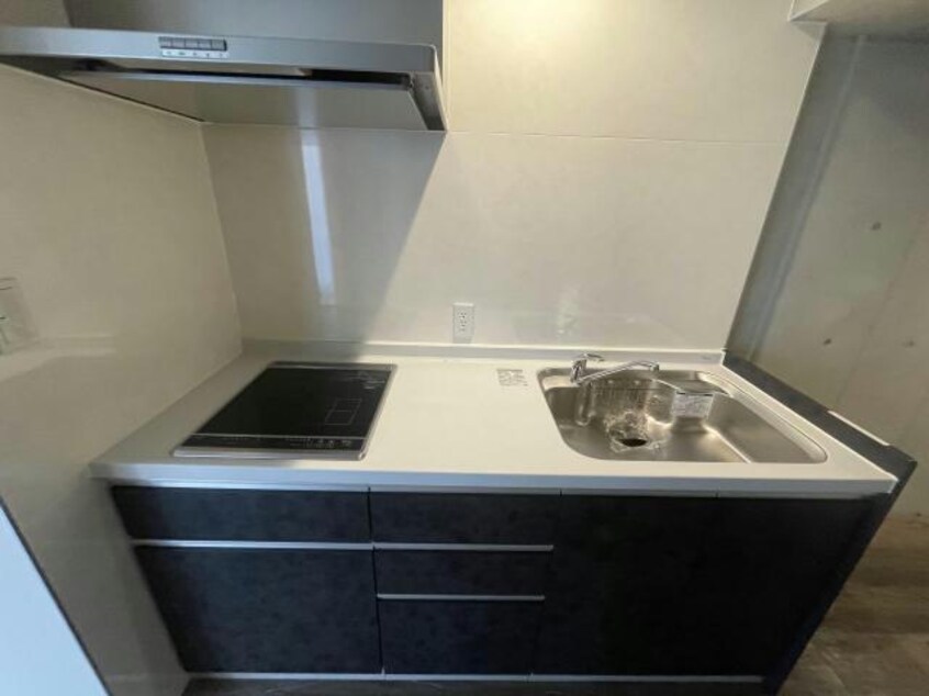  名古屋市営地下鉄東山線/新栄町駅 徒歩6分 8階 築3年