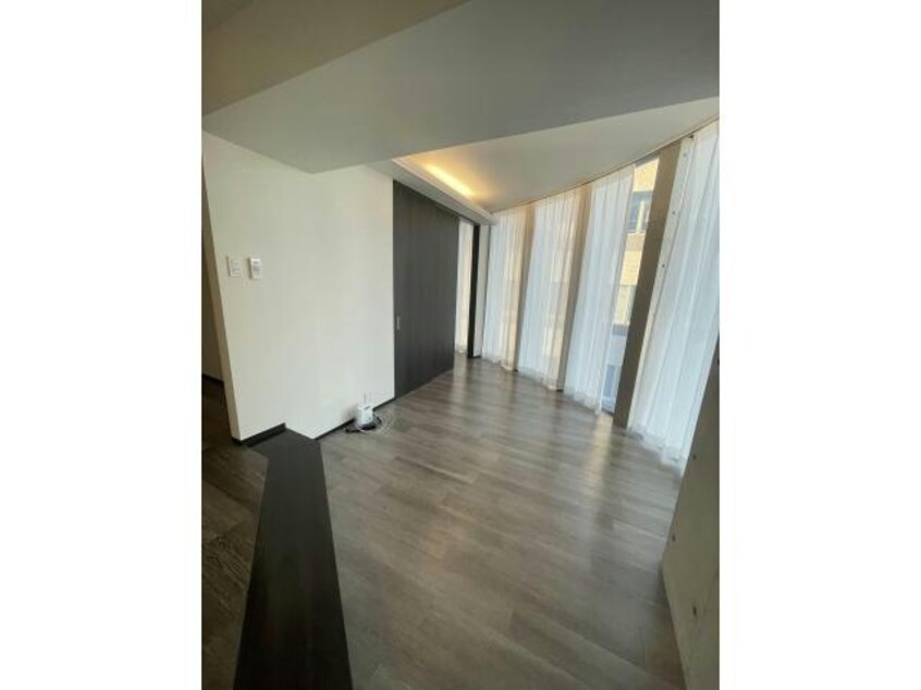  名古屋市営地下鉄東山線/新栄町駅 徒歩6分 8階 築3年