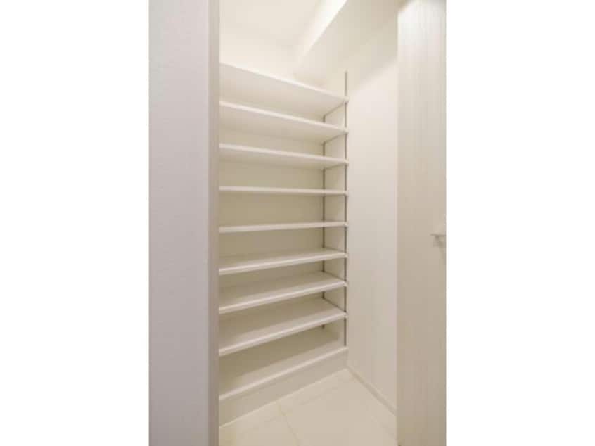  名古屋市営地下鉄桜通線/高岳駅 徒歩8分 2階 築2年