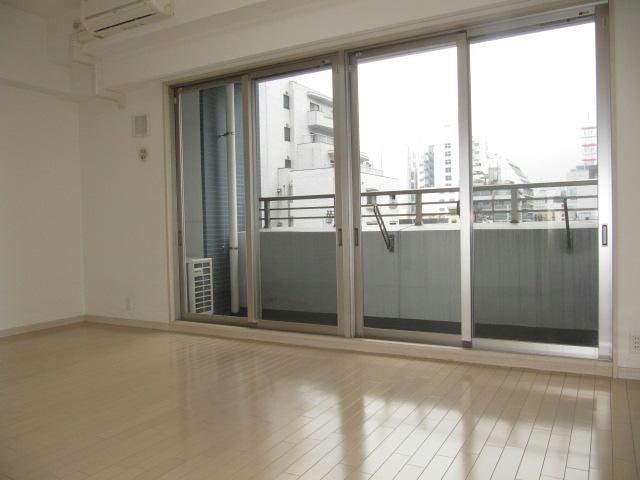  名古屋市営地下鉄名城線/久屋大通駅 徒歩6分 2階 築18年