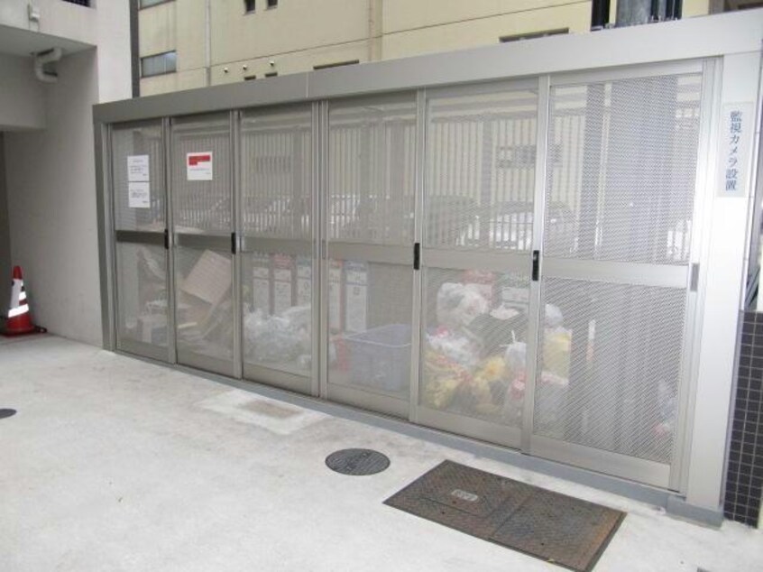  名古屋市営地下鉄名城線/久屋大通駅 徒歩5分 13-14階 築18年