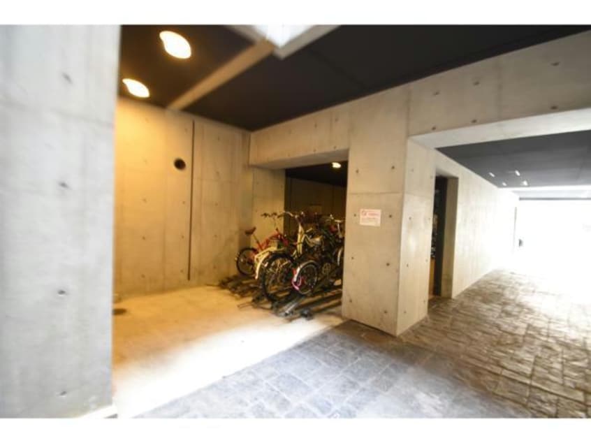  名古屋市営地下鉄名城線/矢場町駅 徒歩5分 1階 築19年