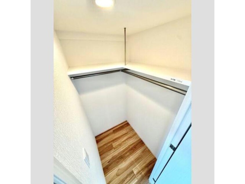  名古屋市営地下鉄東山線/新栄町駅 徒歩8分 9階 築2年