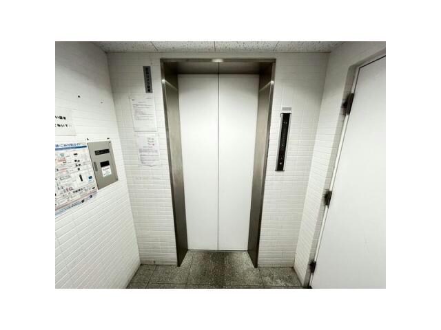  名古屋市営地下鉄鶴舞線/鶴舞駅 徒歩13分 3階 築28年