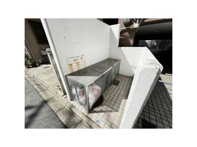  名古屋市営地下鉄鶴舞線/鶴舞駅 徒歩13分 5階 築28年