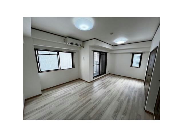  名古屋市営地下鉄鶴舞線/鶴舞駅 徒歩13分 3階 築28年