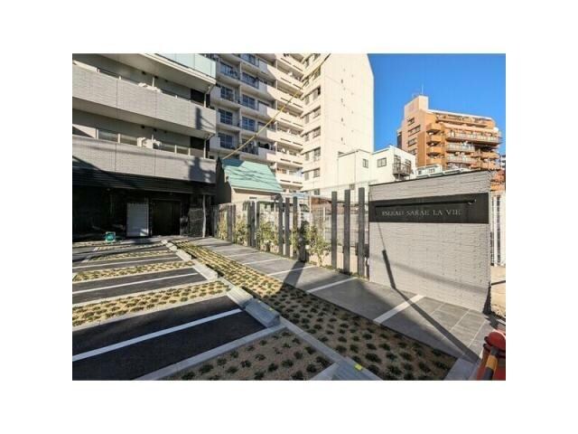  名古屋市営地下鉄東山線/新栄町駅 徒歩12分 4階 築1年