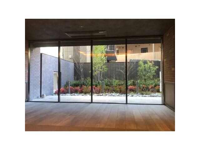  名古屋市営地下鉄東山線/新栄町駅 徒歩10分 2階 築1年