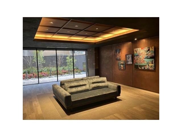  名古屋市営地下鉄東山線/新栄町駅 徒歩10分 2階 築1年