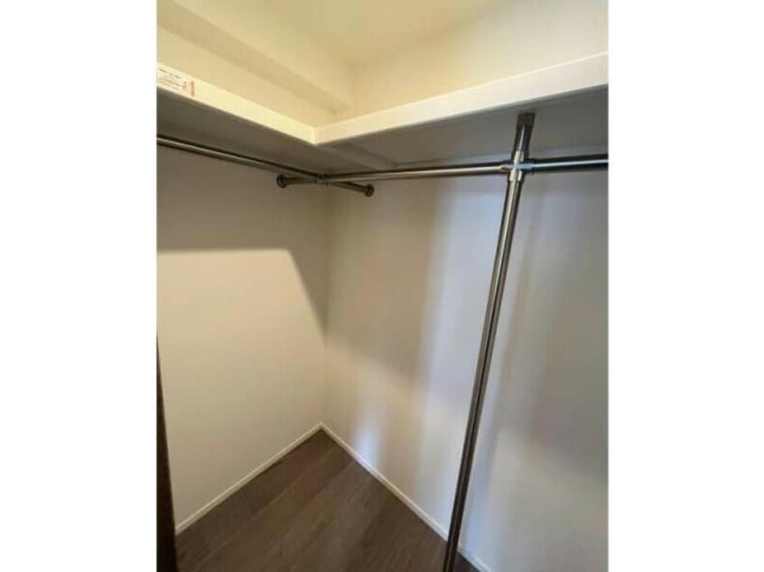  名古屋市営地下鉄東山線/新栄町駅 徒歩10分 5階 築1年