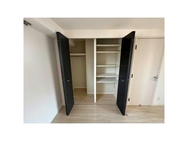  名古屋市営地下鉄東山線/新栄町駅 徒歩6分 8階 築12年