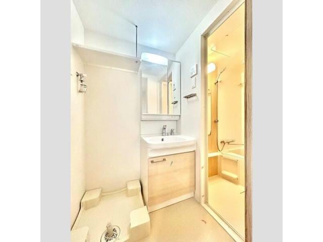  名古屋市営地下鉄東山線/新栄町駅 徒歩5分 8階 築1年