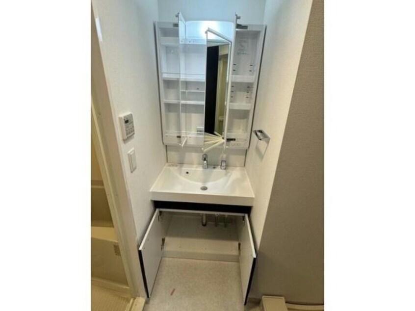  名古屋市営地下鉄東山線/新栄町駅 徒歩5分 10階 築1年