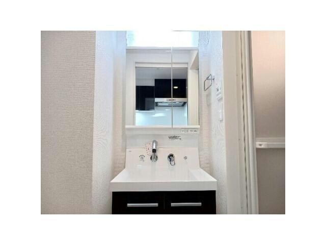  名古屋市営地下鉄東山線/新栄町駅 徒歩10分 2階 1年未満