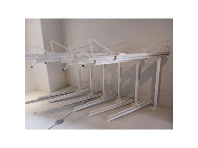  名古屋市営地下鉄東山線/新栄町駅 徒歩10分 2階 1年未満