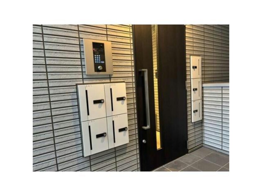  名古屋市営地下鉄名城線/名城公園駅 徒歩5分 1階 築3年