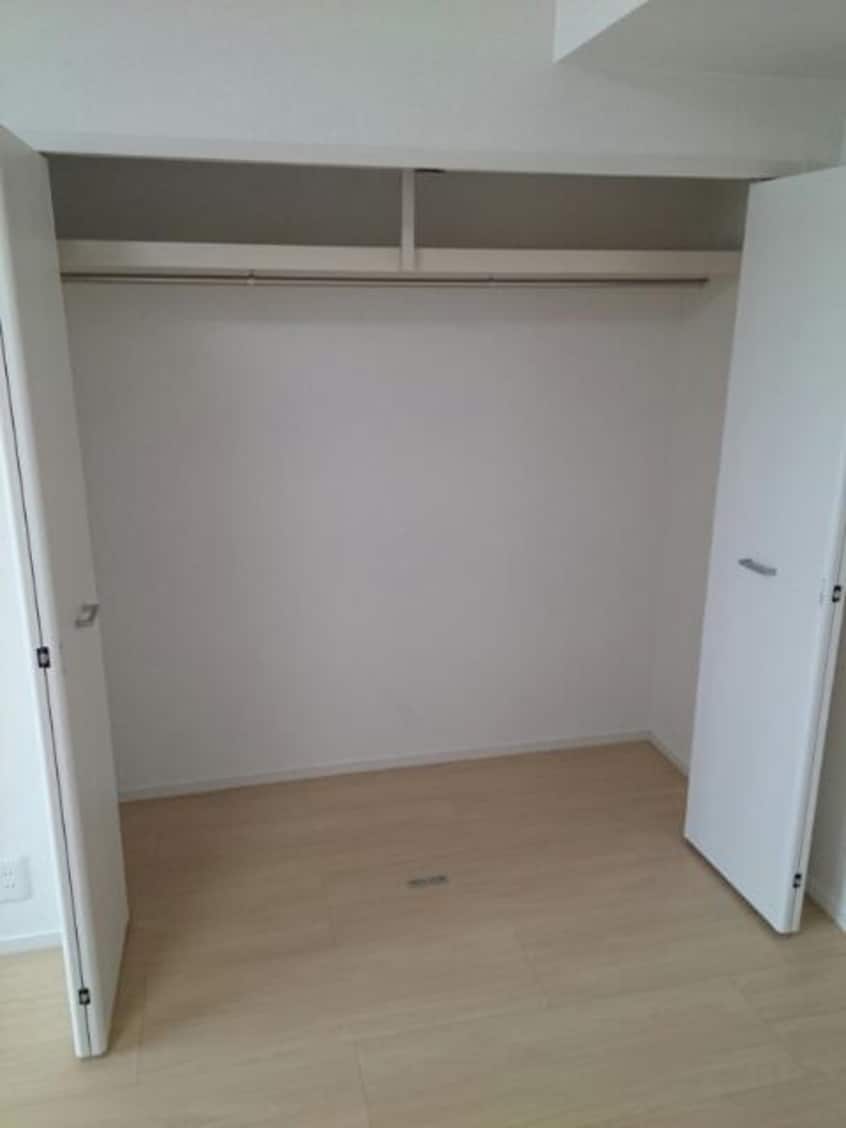  レジデンス　薪