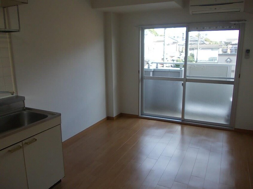  久御山ファーストマンション