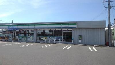 ファミリーマート八幡月夜田店(コンビニ)まで809m Tiffany 2nd