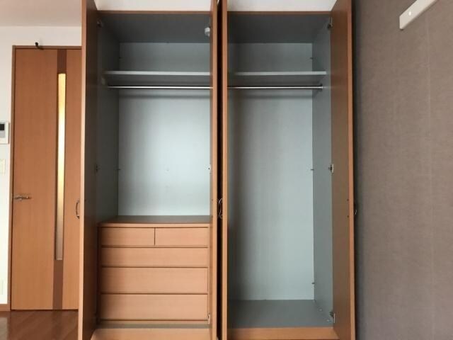  ヴェルダンディ
