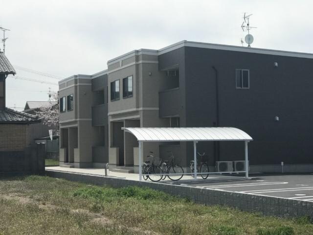  アクト　エミール