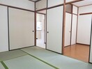  サンハイツ