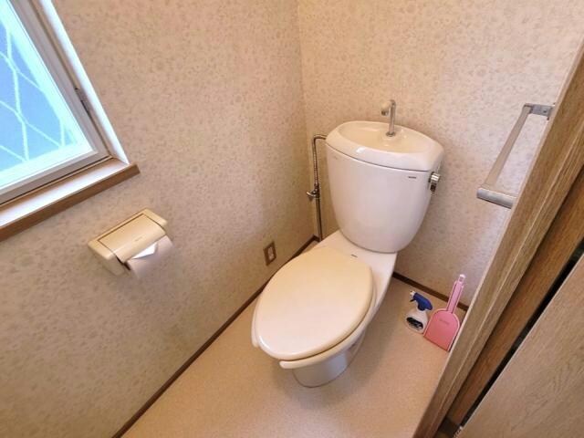 1階トイレです。 熱川エイブル貸家